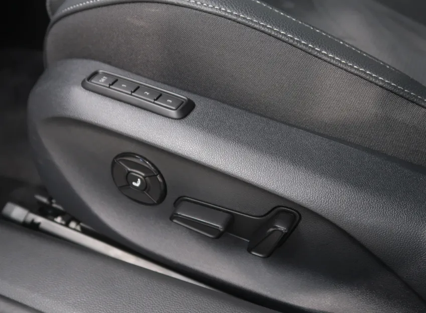 Škoda Superb SPORTLINE 2.0TDI 142KW TAŽNÉ WEBASTO