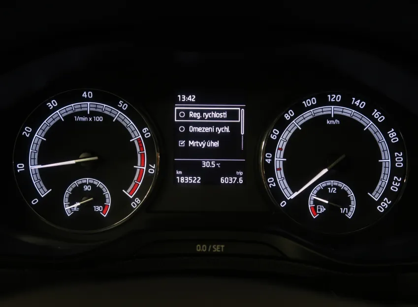 Škoda Karoq AMBITION 1.0TSI 85KW