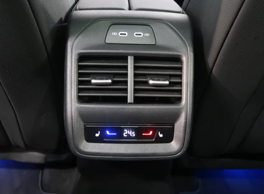 Škoda Superb SPORTLINE 2.0TDI 142KW 4x4 DSG WEBASTO PANORAMA CA