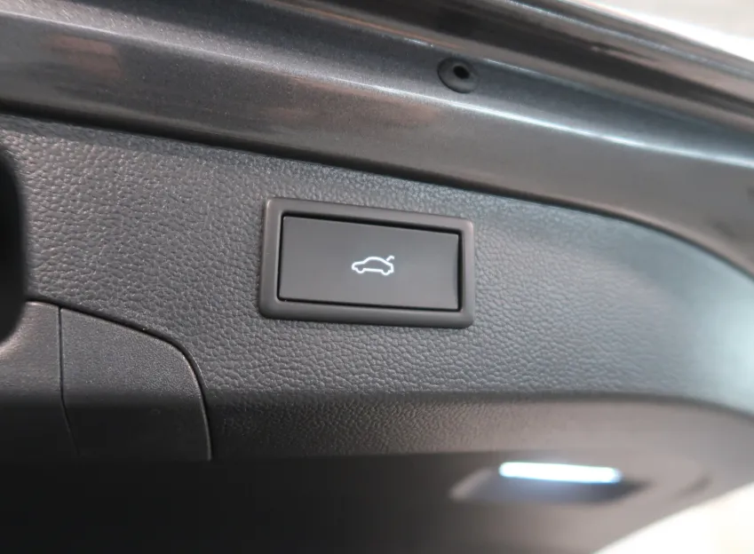 Škoda Superb SPORTLINE 2.0TDI 142KW 4x4 DSG WEBASTO PANORAMA CA