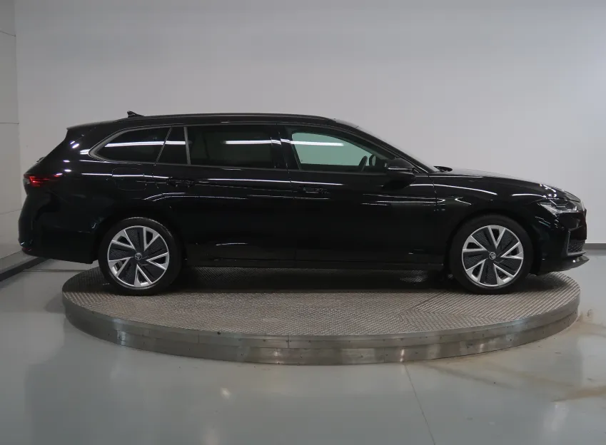 Škoda Superb SELECTION 2.0TDI 110KW DSG PANORAMA