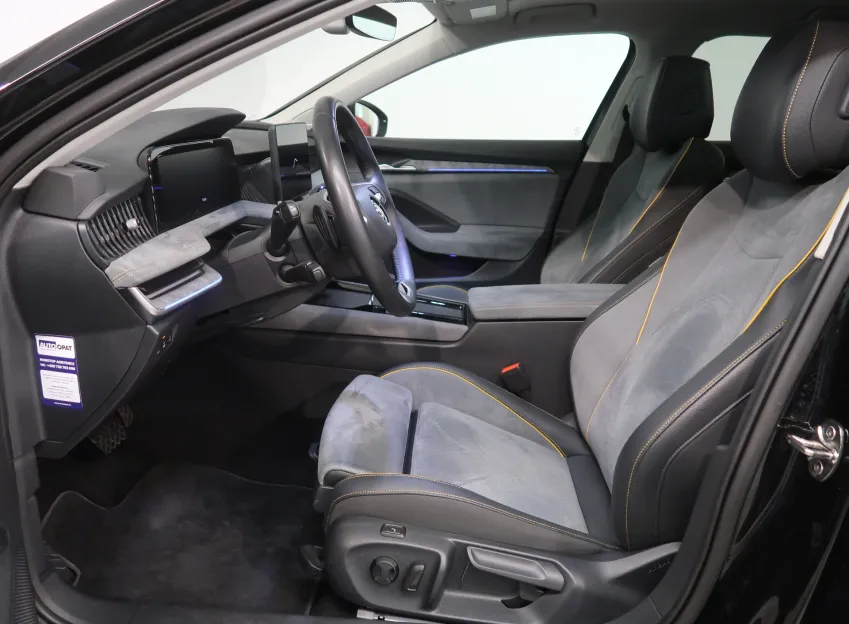 Škoda Superb SELECTION 2.0TDI 110KW DSG PANORAMA