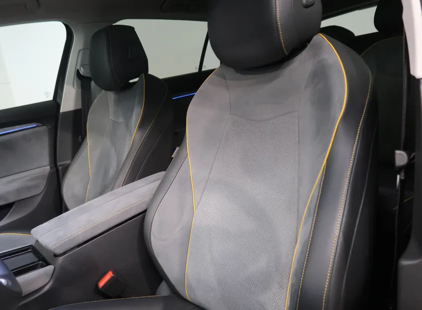 Škoda Superb SELECTION 2.0TDI 110KW DSG PANORAMA