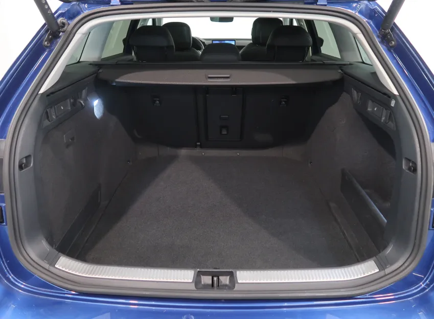 Škoda Superb SELECTION 2.0TDI 110KW DSG PANORAMA