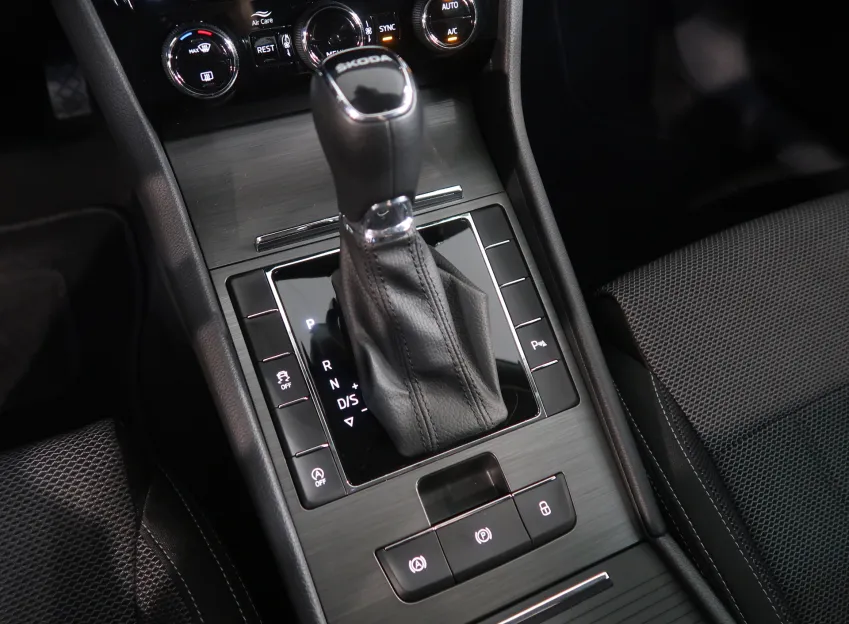 Škoda Superb STYLE 2.0TSI 140KW DSG