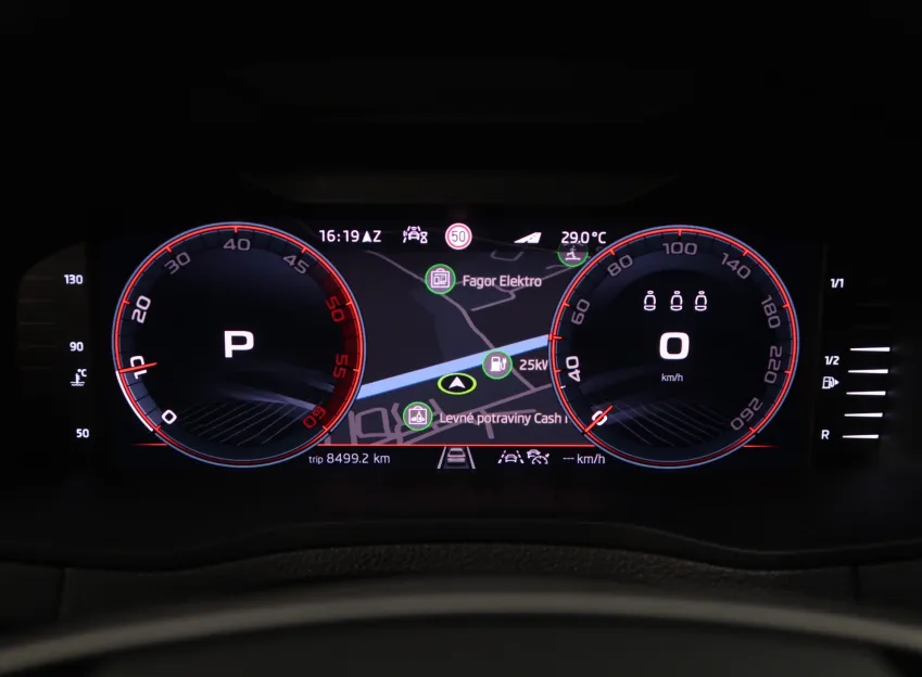 Škoda Karoq SPORTLINE 2.0TDI 110KW 4x4 DSG TAŽNÉ CANTON