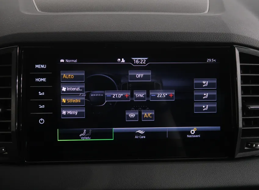 Škoda Karoq SPORTLINE 2.0TDI 110KW 4x4 DSG TAŽNÉ CANTON