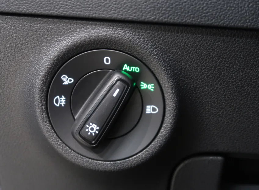 Škoda Karoq SPORTLINE 2.0TDI 110KW 4x4 DSG TAŽNÉ CANTON