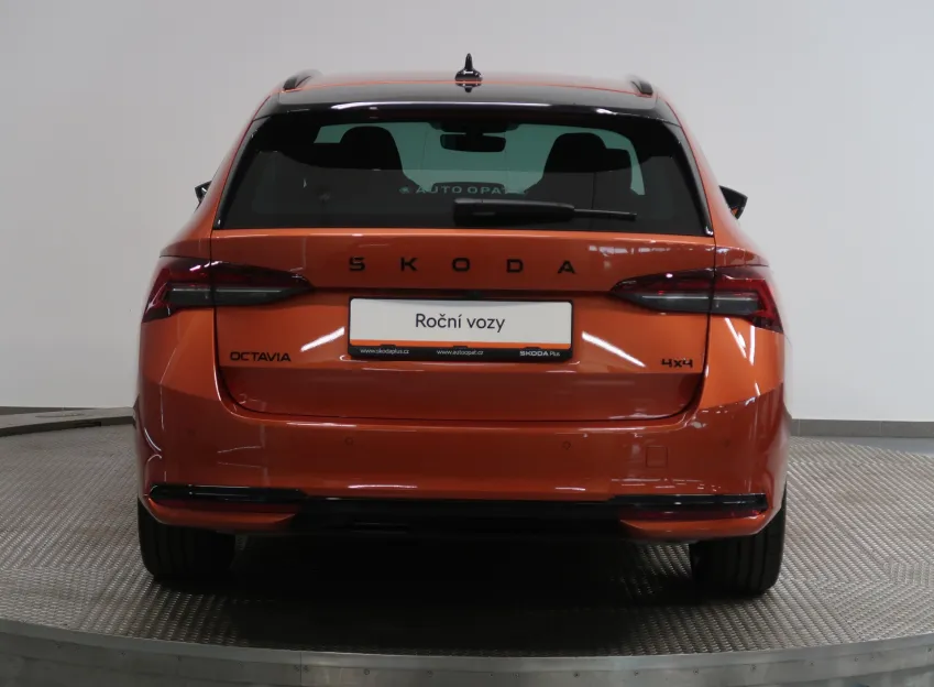 Škoda Octavia SPORTLINE 2.0TSI 150KW 4x4 DSG CANTON