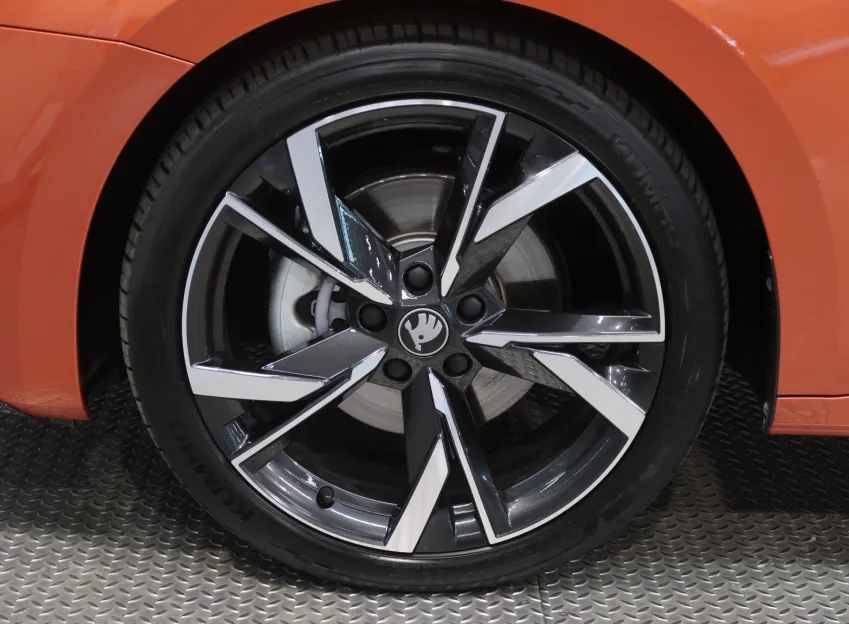 Škoda Octavia SPORTLINE 2.0TSI 150KW 4x4 DSG CANTON