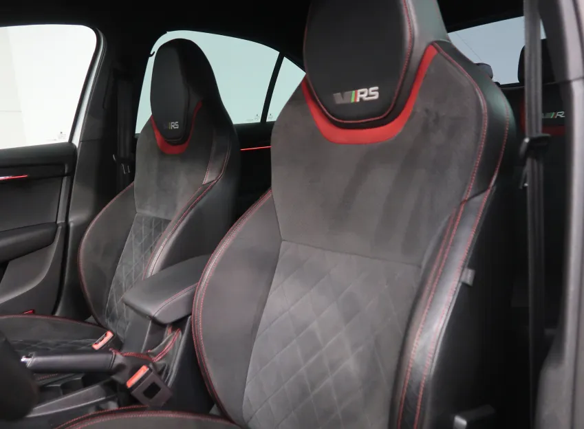 Škoda Octavia RS 230 2.0TSI 169KW NAVI MANUÁL