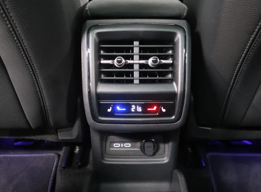 Škoda Kodiaq SPORTLINE 2.0TDI 142KW 4x4 DSG WEBASTO TAŽNÉ PANOR