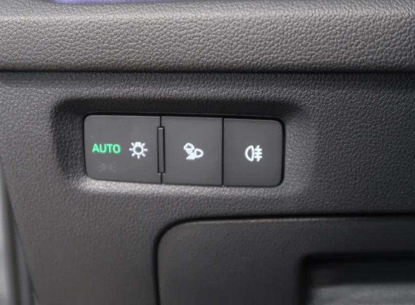 Škoda Octavia TOP SELECTION 2.0TDI 110KW DSG NAVI LED MATRIX
