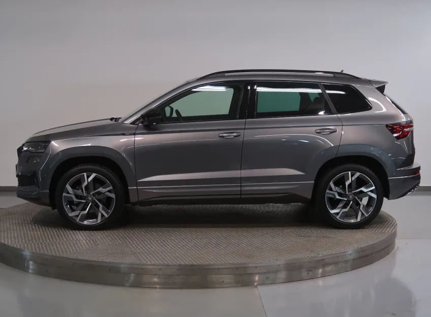 Škoda Karoq SPORTLINE 2.0TDI 110KW 4x4 DSG WEBASTO CANON PANOR