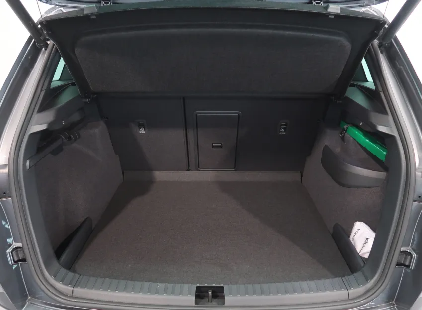 Škoda Karoq SPORTLINE 2.0TDI 110KW 4x4 DSG WEBASTO CANON PANOR