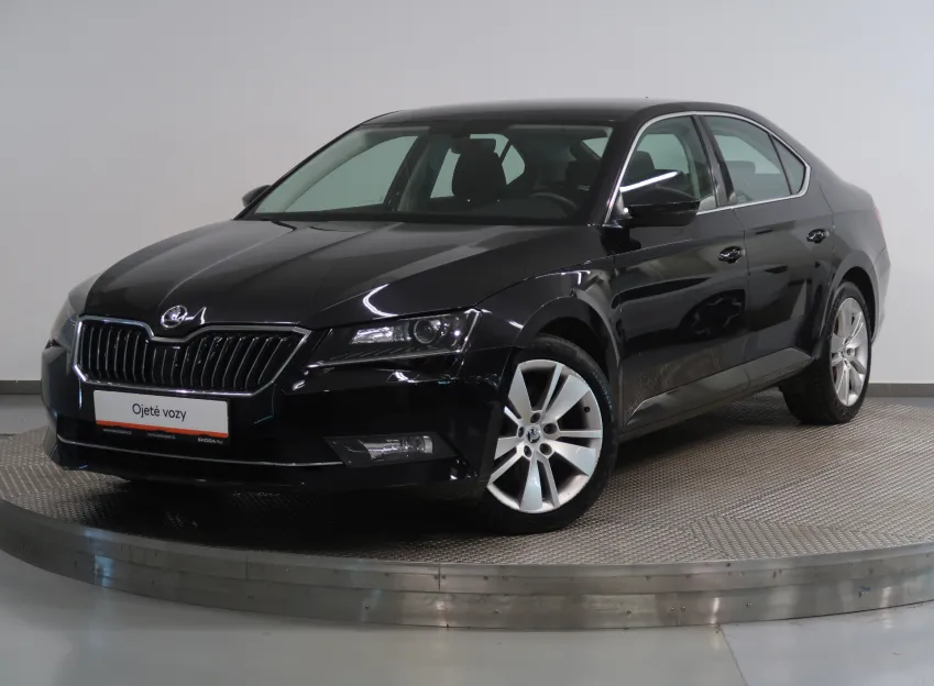 Škoda Superb STYLE 2.0TDI 140KW DSG CANTON XENONY