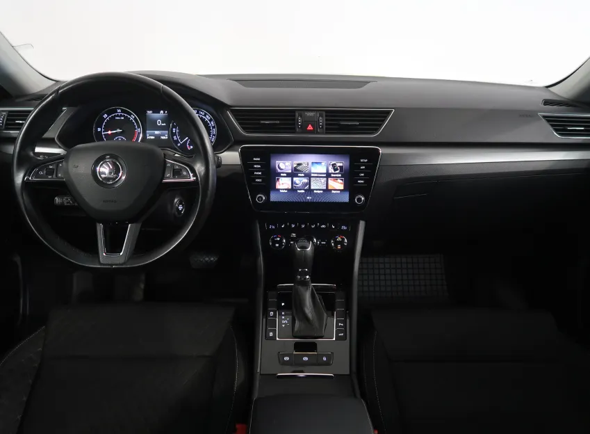 Škoda Superb STYLE 2.0TDI 140KW DSG CANTON XENONY