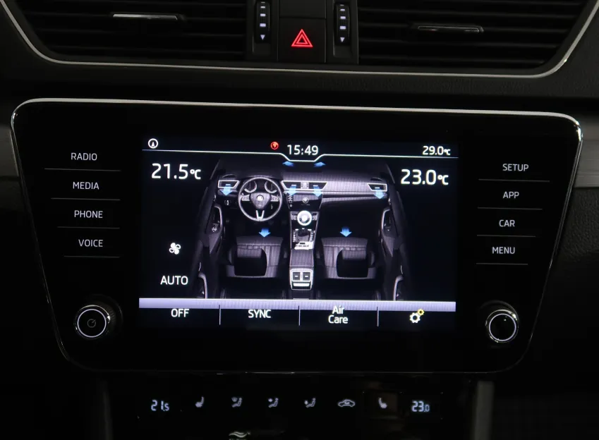 Škoda Superb STYLE 2.0TDI 140KW DSG CANTON XENONY