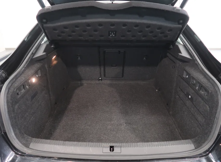 Škoda Superb STYLE 2.0TDI 140KW DSG CANTON XENONY