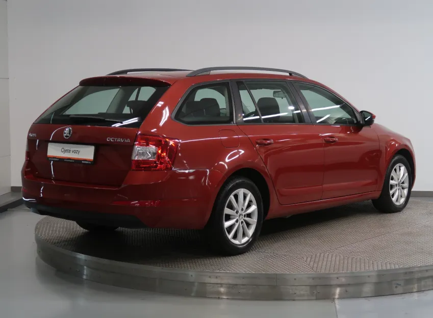 Škoda Octavia AMBITION 1.6TDI 66KW