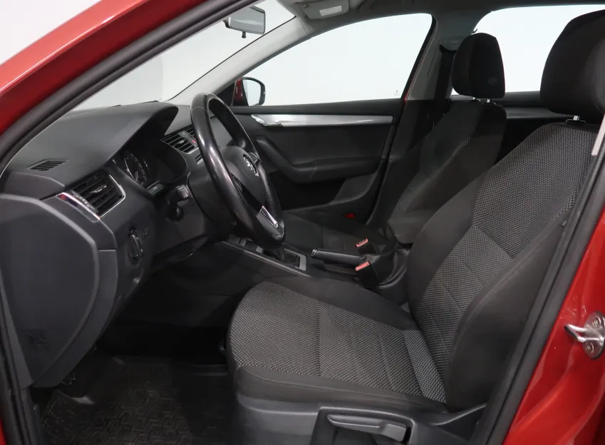 Škoda Octavia AMBITION 1.6TDI 66KW