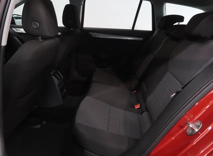 Škoda Octavia AMBITION 1.6TDI 66KW