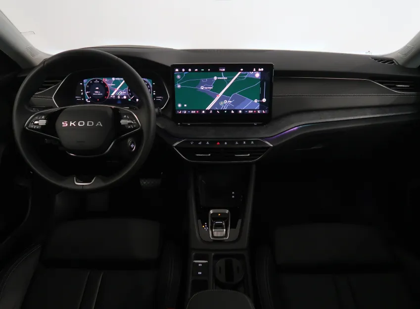 Škoda Octavia EXCLUSIVE 2.0TDI 110KW DSG PANORAMA CANTON