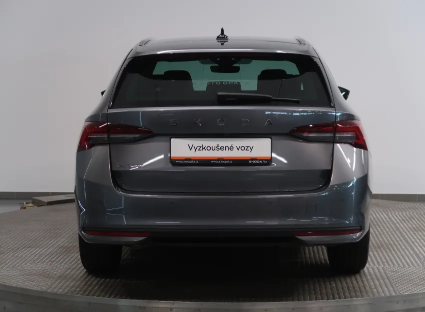 Škoda Octavia TOP SELECTION 1.5TSI 110KW