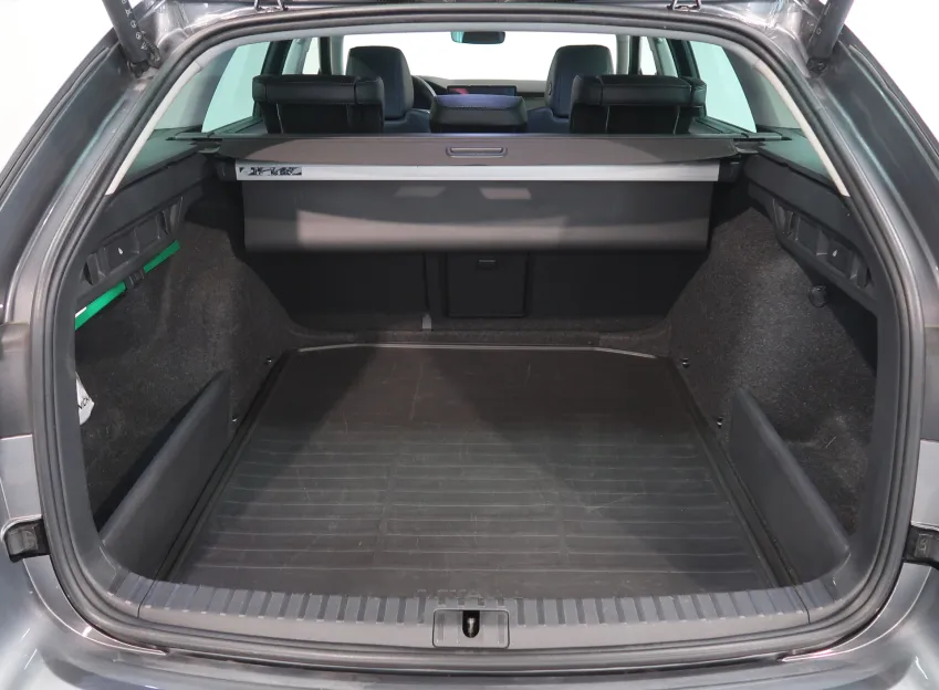 Škoda Octavia TOP SELECTION 1.5TSI 110KW