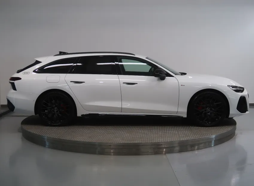 Audi A6 AVANT S-LINE 3.0TFSI 270KW 4x4 TAŽNÉ BANG&OLUFSEN