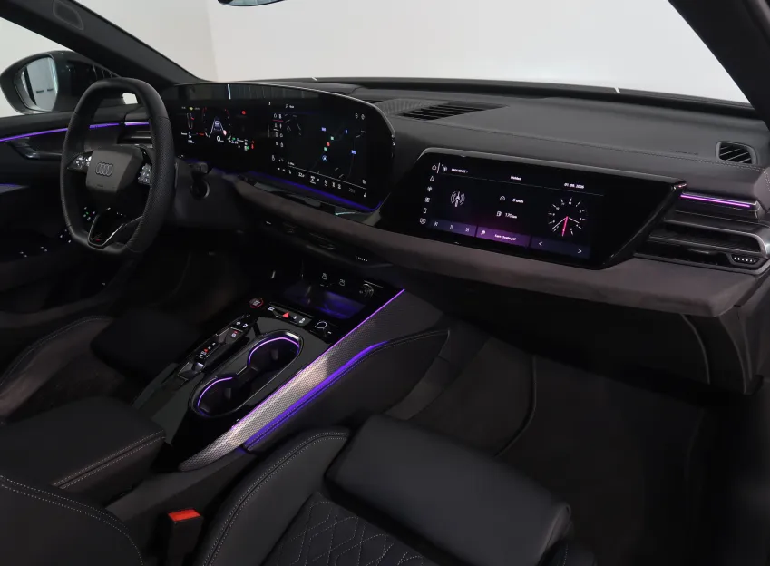 Audi A6 AVANT S-LINE 3.0TFSI 270KW 4x4 TAŽNÉ BANG&OLUFSEN