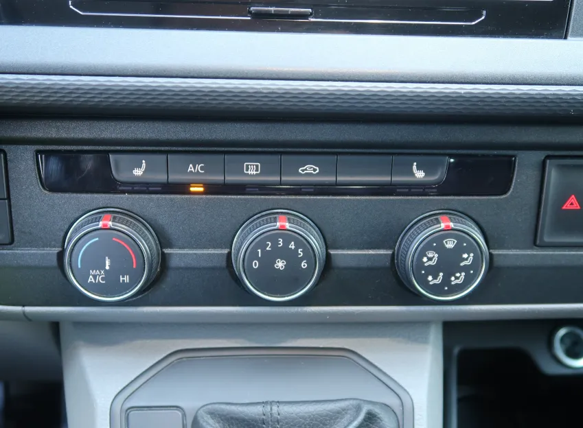 Volkswagen Transporter 2.0 TDI 150 kW DSG ODTAHOVKA