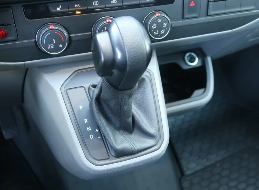 Volkswagen Transporter 2.0 TDI 150 kW DSG ODTAHOVKA