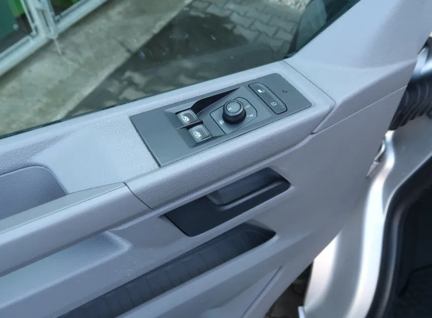 Volkswagen Transporter 2.0 TDI 150 kW DSG ODTAHOVKA
