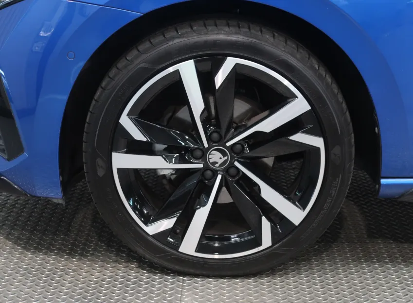 Škoda Scala MONTE CARLO 1.0TSI 85KW DSG