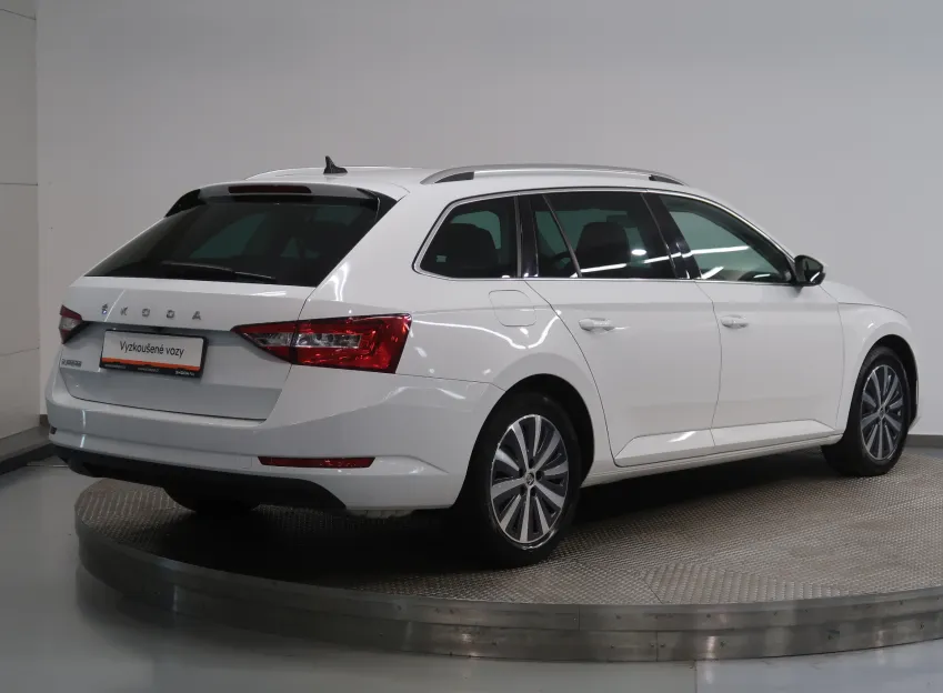 Škoda Superb STYLE 2.0TSI 140KW