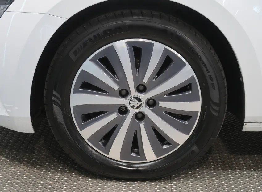 Škoda Superb STYLE 2.0TSI 140KW