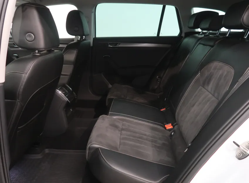 Škoda Superb STYLE 2.0TSI 140KW