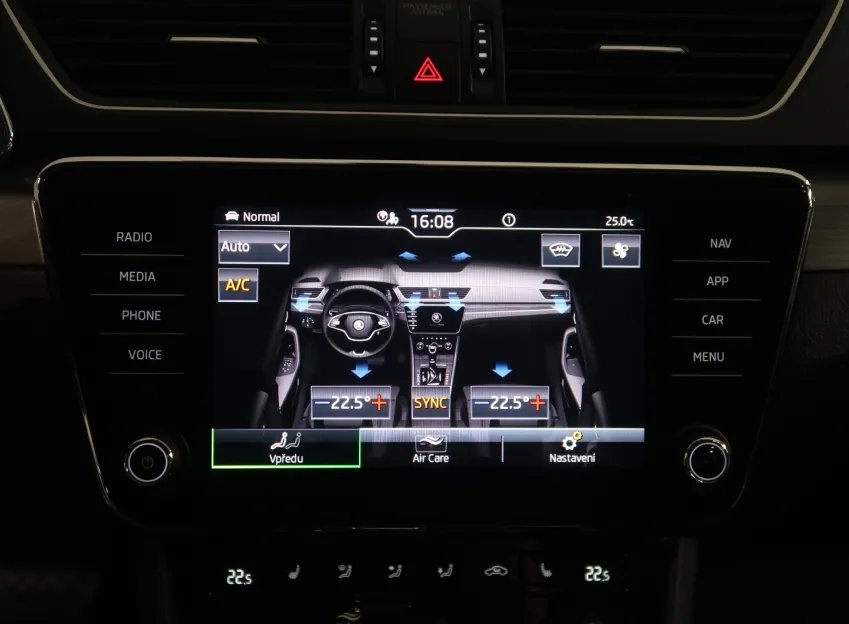 Škoda Superb STYLE 2.0TSI 140KW