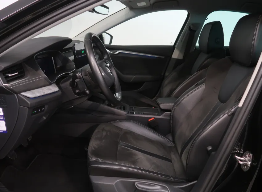 Škoda Octavia TOP SELECTION 1.5TSI 110KW NAVI LED MATRIX