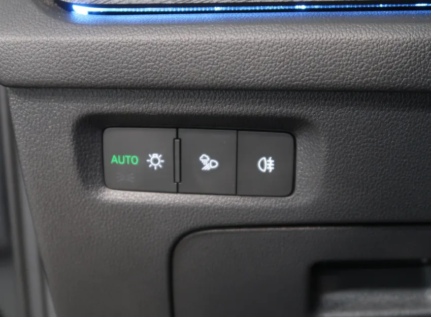 Škoda Octavia TOP SELECTION 1.5TSI 110KW NAVI LED MATRIX