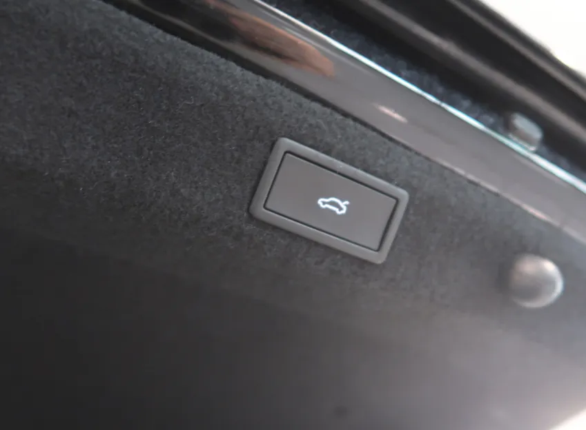 Škoda Octavia TOP SELECTION 1.5TSI 110KW NAVI LED MATRIX