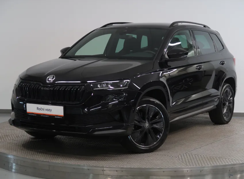 Škoda Karoq SPORTLINE 1.5TSI 110KW DSG TAŽNÉ CANTON NAVI LED M