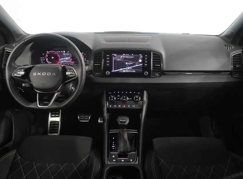 Škoda Karoq SPORTLINE 1.5TSI 110KW DSG TAŽNÉ CANTON NAVI LED M