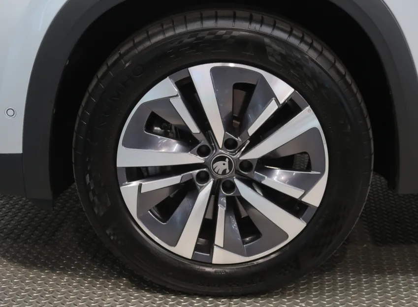 Škoda Kodiaq EXCLUSIVE 2.0TSI 150KW DSG 4x4 WEBASTO