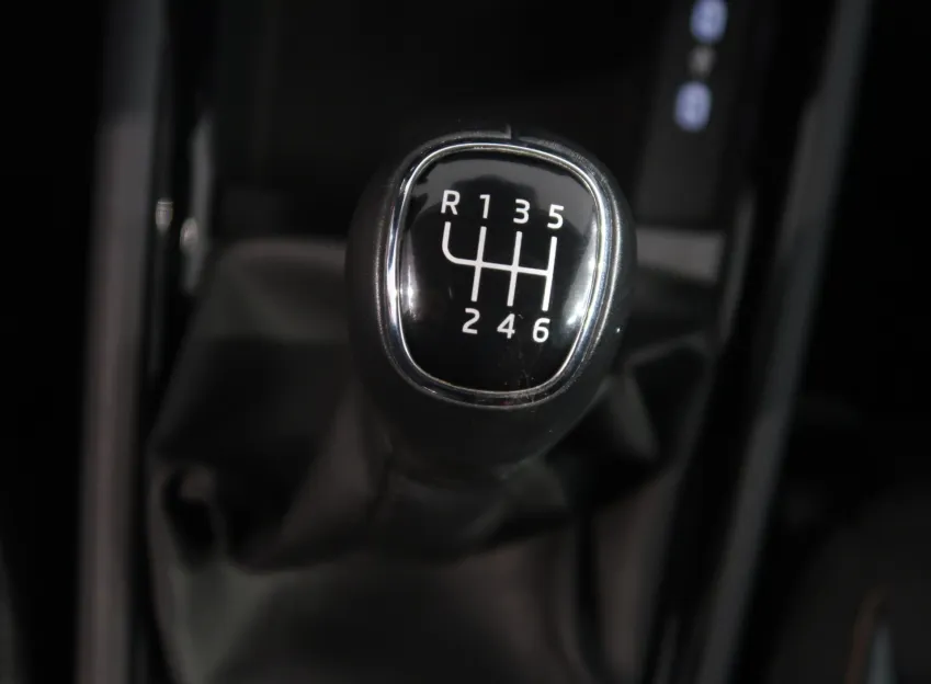 Škoda Kamiq SELECTION 1.0TSI 85KW ZÁRUKA
