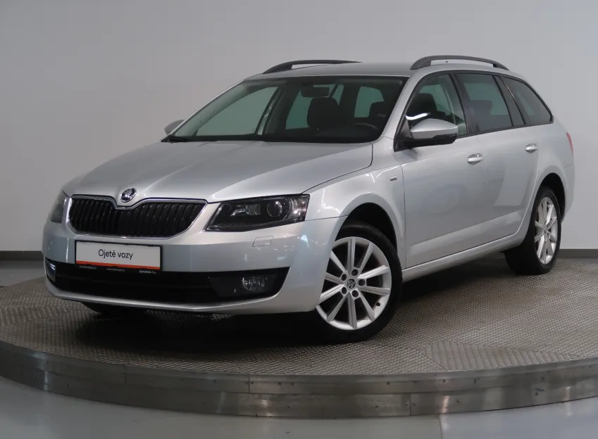 Škoda Octavia JOY 2.0TDI 110kW 4X4 TAŽNÉ XENON