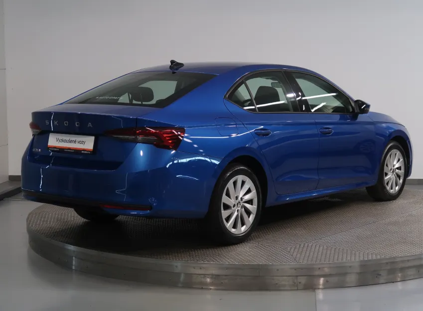 Škoda Octavia SELECTION 2.0TDI 85KW MATRIX