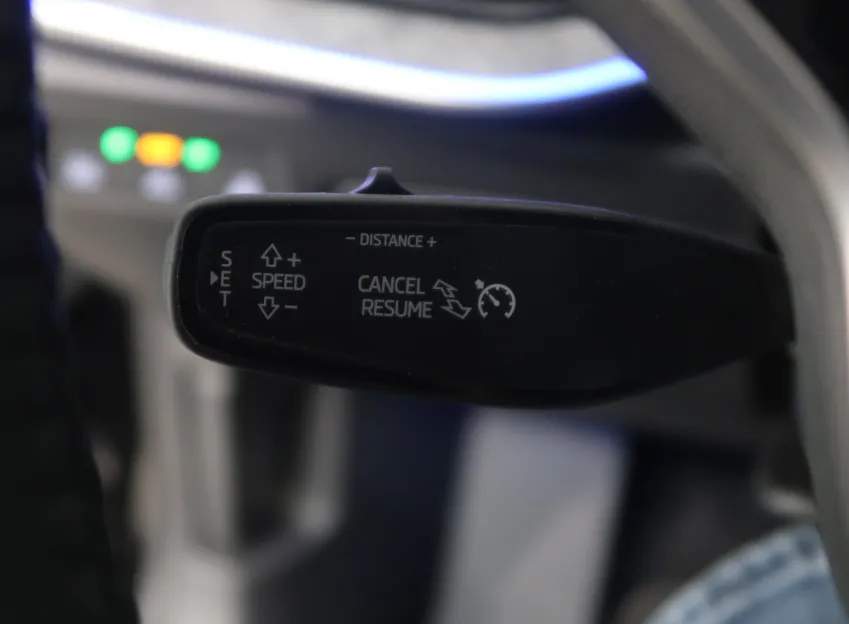 Škoda Superb SELECTION 2.0TDI 110KW LED LOUNGE