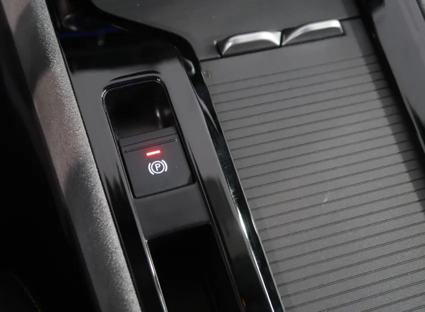 Škoda Superb SELECTION 2.0TDI 110KW LED LOUNGE